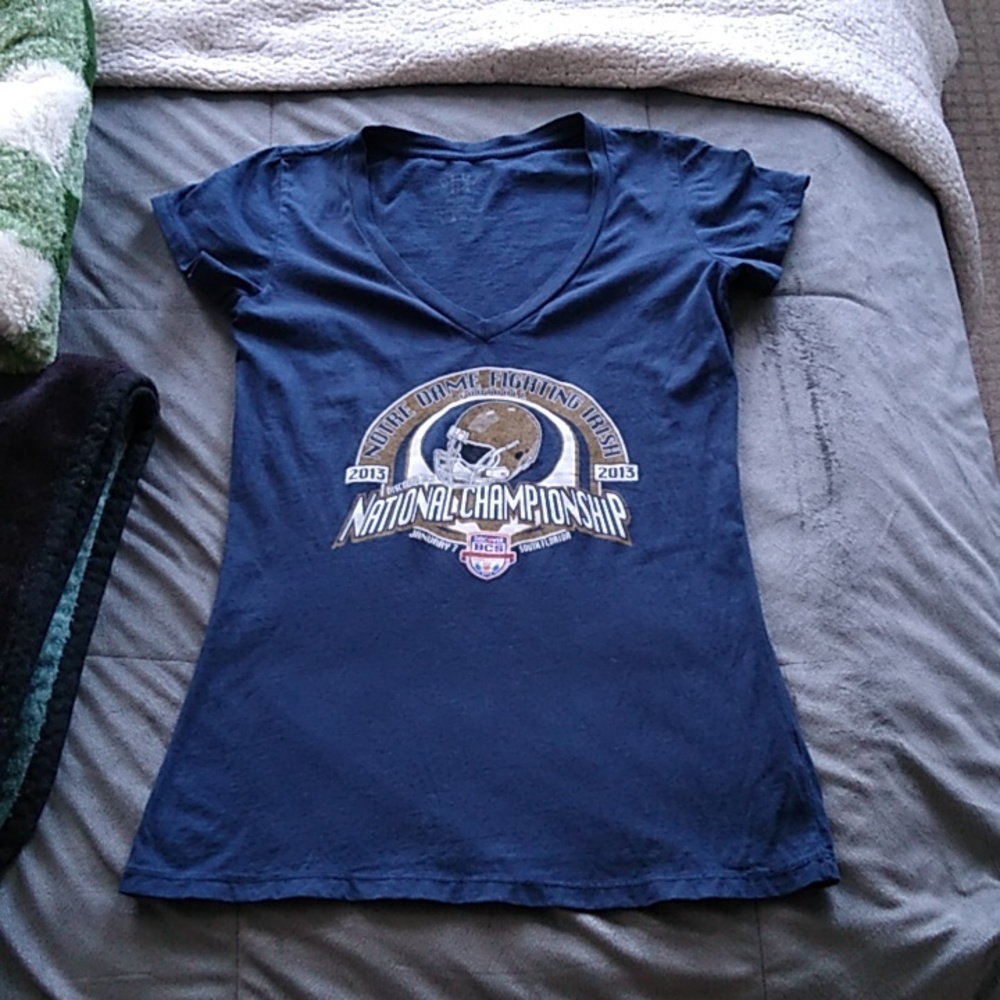 🌷 Notre Dame football shirt